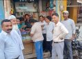 बदायूं शहर में जलभराव पर नगर पालिका का बड़ा एक्शन, 50 दुकानदारों को नोटिस थमाया