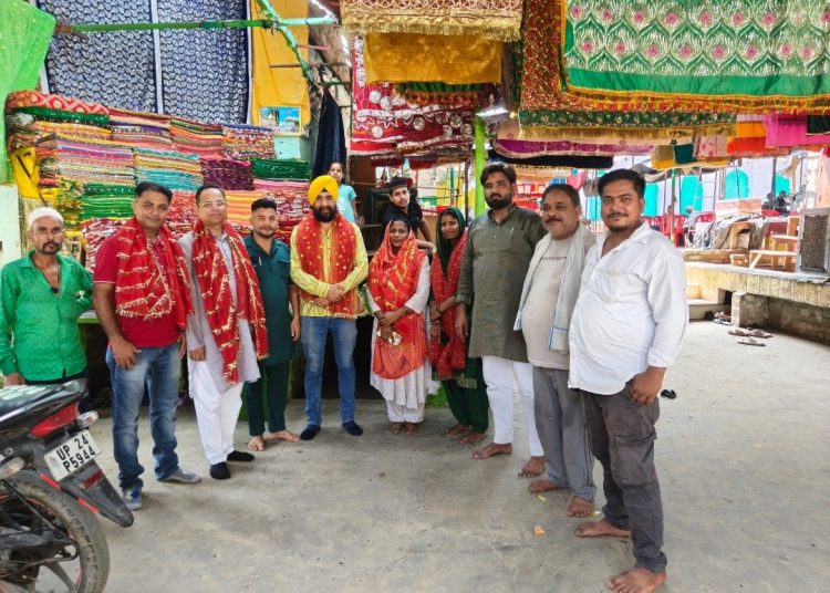 भाजपा अल्पसंख्यक मोर्चा के ब्रज क्षेत्र अध्यक्ष सरदार गुरप्रीत सिंह का बदायूं में स्वागत, दरगाह परिसर में किया पौधरोपण