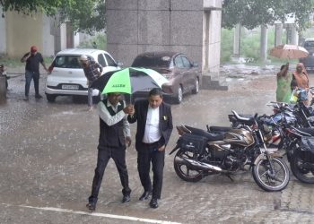 बदायूं में अत्याधिक बारिश : कक्षा एक से आठवीं तक के दो दिन बंद रहेंगे सभी विद्यालय