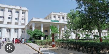 बीमार गर्भवती महिला की मेडिकल कॉलेज में इलाज के दौरान मौत