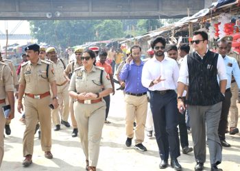 कांवड़ यात्रा शुरू : डीएम-एसएसपी ने कछला घाट पर व्यवस्थाओं का लिया जायजा