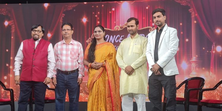 बदायूं के युवा कवि षट्वदन शंखधार आज दूरदर्शन लखनऊ पर काव्य पाठ करते आएंगे नजर