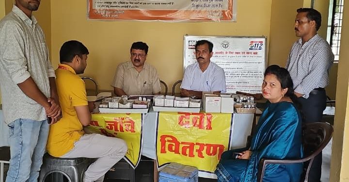 सीएमओ ने किया मुख्यमंत्री आरोग्य स्वास्थ्य मेलों का निरीक्षण, स्टाफ का बीपी हाई