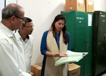 जिला महिला अस्पताल का सीडीओ ने किया औचक निरीक्षण, अव्यवस्थाओं पर जताई कड़ी नाराजगी