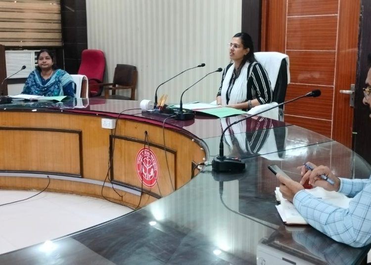 सोत नदी के पुनरुद्धार एवं कायाकल्प की कार्ययोजना तीन दिन में शासन को भेजने के निर्देश