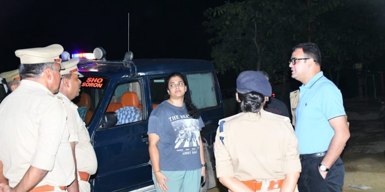 कछला गंगा घाट और कांवड़ मार्ग का डीएम-एसएसपी ने किया निरीक्षण