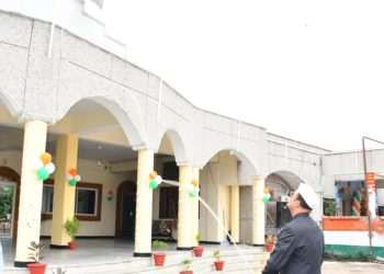 हर्षोल्लास से मनाया गया 80वां स्वतंत्रता दिवस, डीएम ने कलेक्ट्रेट में किया ध्वजारोहण