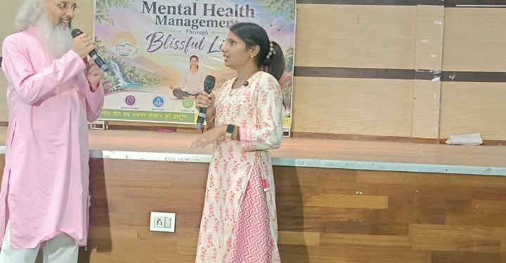 विद्यार्थियों के जीवन में निर्णायक मोड़ बना ‘ब्लिसफुल लिविंग’ कार्यक्रम