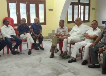 संकट की घड़ी में नेपाल बाढ़ पीड़ितों के लिए एकत्रित की जा रही राहत सामग्री