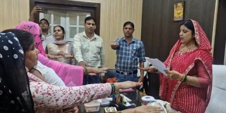 दातागंज में नशे के खिलाफ दिलाई शपथ, महिला-बालिका सुरक्षा पर हुई गोष्ठी