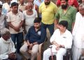 सड़क हादसे के मृतकों के परिजनों से मिले पूर्व मंत्री आबिद रजा