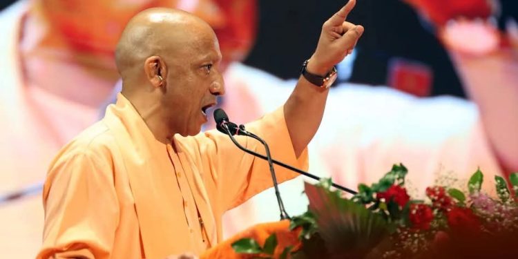 योगी सरकार के निशाने पर राजस्व विभाग, चार तहसीलदार समेत पांच अफसर निलंबित