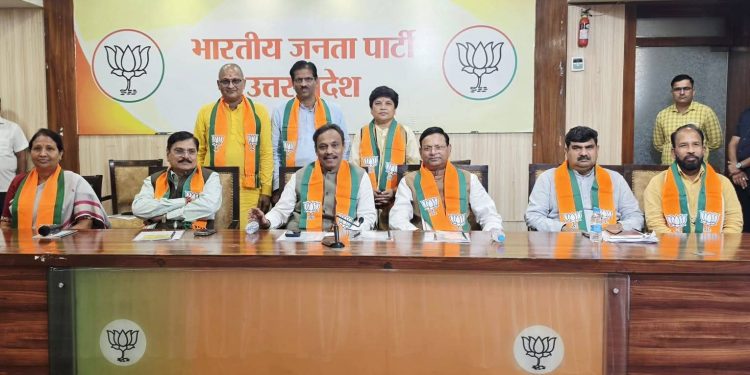 भाजपा प्रदेश कार्यालय में संगठनात्मक बैठक, आगामी कार्ययोजना पर हुआ मंथन