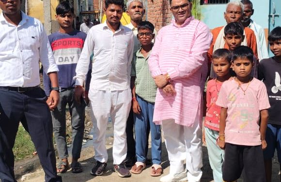 बिसौली विधानसभा क्षेत्र में राम नरेश गौतम ने किया तूफानी दौरा, मांगा जनसमर्थन