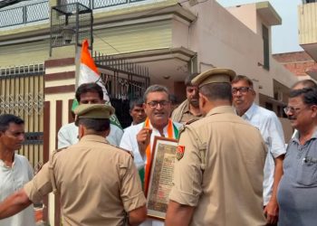 एसडीएम कार्यालय जा रहे कांग्रेस जिलाध्यक्ष को पुलिस ने रोका