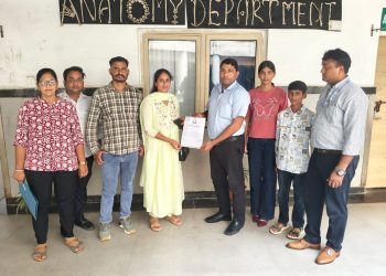 मृत्यु के बाद भी समाज की सेवा का संकल्प: सरोज ने किया देहदान का ऐलान