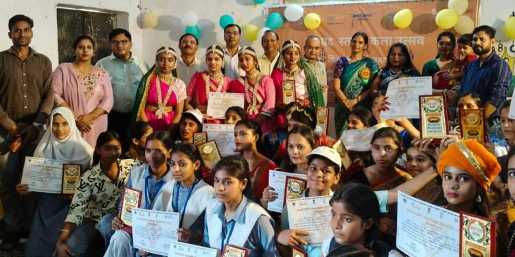 कला-संस्कृति से निखरता है चिंतन, चरित्र और आचरण : डीआईओएस