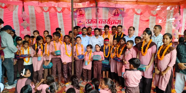 उमंग-एक पहचान में बच्चों ने दिखाई प्रतिभा, ब्लॉक स्तर के विजेता अब जिला प्रतियोगिता में लेंगे हिस्सा