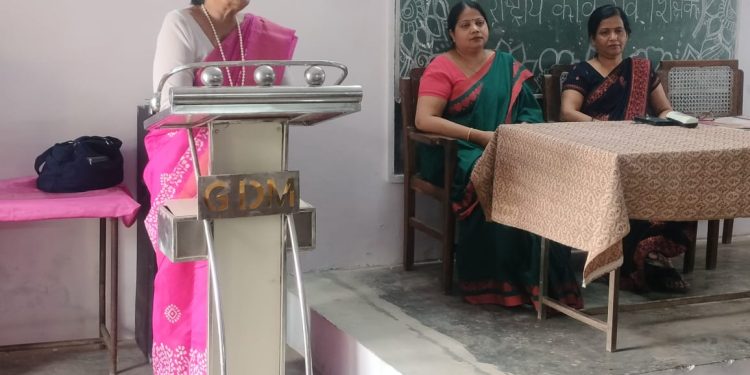 गिंदो देवी महिला महाविद्यालय में डॉ. उर्मिलेश शंखधार अमृत महोत्सव का आयोजन