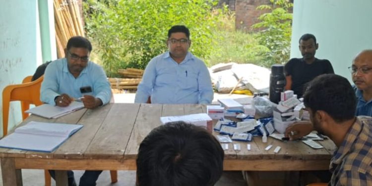 मीरापुर में डेंगू-बुखार को लेकर स्वास्थ्य विभाग सक्रिय, घर-घर स्क्रीनिंग