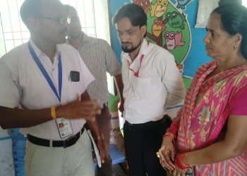 बच्चों की सुरक्षा को लेकर जर्जर कक्षों, अग्निशमन उपकरणों और आपदा प्रबंधन व्यवस्था की जांच
