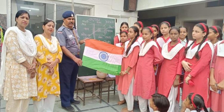 स्काउटिंग युवाओं में जगाती है देशभक्ति की भावना : संजीव