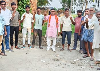 सेवा संकल्प अभियान के तहत दर्जनों गांवों में पहुंचे राम नरेश गौतम