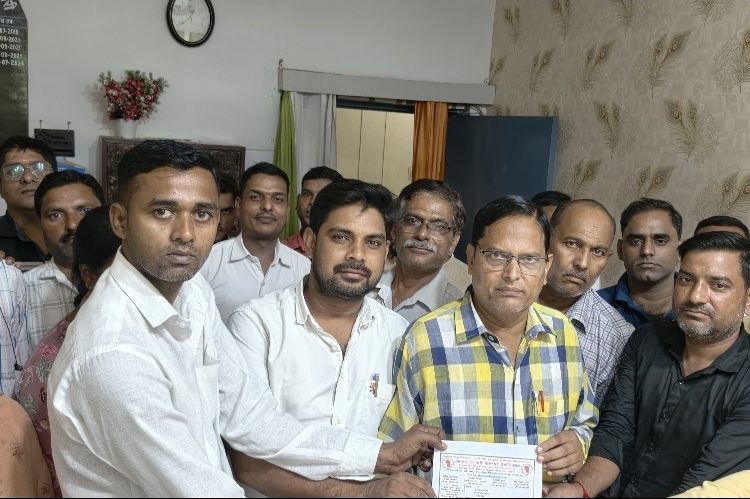 स्वच्छ भारत मिशन कर्मियों के मानदेय बढ़ाने की मांग, 3 सितंबर से अनिश्चितकालीन कार्य बहिष्कार की चेतावनी