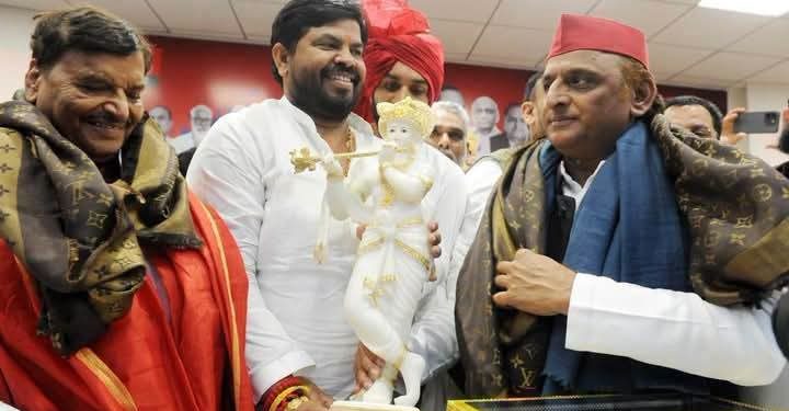 बदायूं : भाजपा में भगदड़- सपा हो रही गदगद, रवि प्रताप सिंह ने थामा सपा का दामन