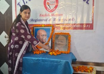 टीटी कॉन्वेंट स्कूल में मनाई गांधी और शास्त्री जयंती
