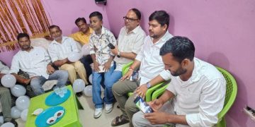 विधायक आशुतोष मौर्य ने पार्थ सिंह को दिया आशीर्वाद, जन्मोत्सव में उमड़े कार्यकर्ता