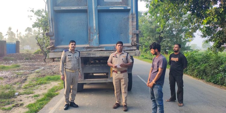 बदायूं में 12 वाहन सीज, 4 लाख रुपये का प्रशमन शुल्क जमा
