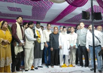 असरार मुज़्तर की तीन किताबों का भव्य मुशायरे में विमोचन