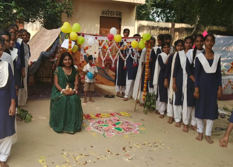 देशहित में लगाएं बच्चों की ऊर्जा: ओमकार