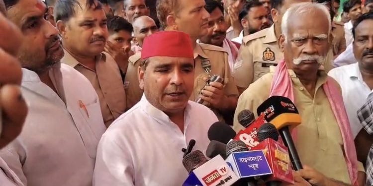 भाजपा की गोद में बैठ चुका है चुनाव आयोग, 2027 में बनेगी सपा सरकार: धर्मेंद्र यादव
