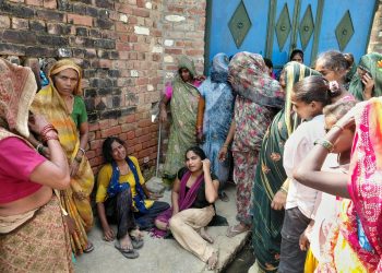 वजीरगंज में दिनदहाड़े ईंटों से कुचलकर अधेड़ की हत्या, गांव में तनाव