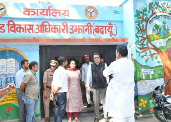 डीएम-एसएसपी ने किया मतदेय स्थलों का निरीक्षण