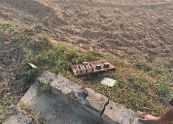 नदवारी में ट्यूबवेल से स्टार्टर और केबल चोरी, किसान परेशान