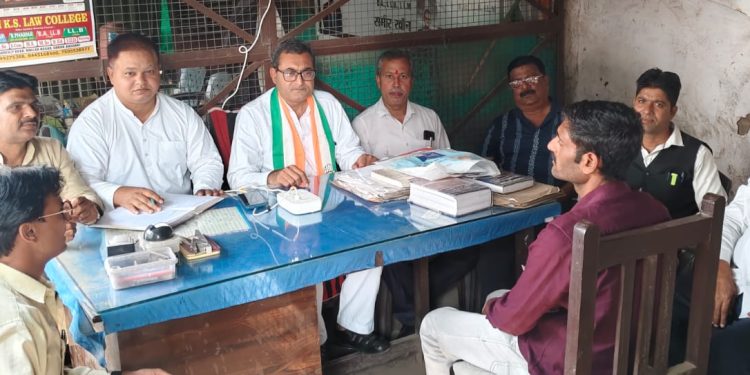 बदायूं में कांग्रेस ने शुरू किया वोटर लिस्ट सत्यापन, 1 नवंबर की रैली को लेकर तैयारी तेज