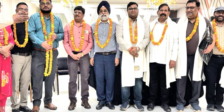 आईएमए बदायूं की नई कार्यकारिणी गठित, डॉ. रामिन्दर सिंह बने अध्यक्ष और डॉ. राजेश कुमार वर्मा सचिव