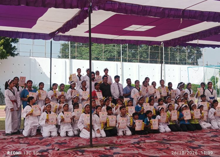 ब्लूमिंगडेल स्कूल में ताइक्वांडो खिलाड़ियों की येलो बेल्ट परीक्षा संपन्न