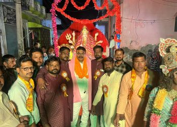 राष्ट्रीय सह संयोजक मुस्लिम राष्ट्रीय मंच नईम शास्त्री ने हरी झंडी दिखाकर रवाना की महर्षि वाल्मीकि जयंती की भव्य शोभायात्रा