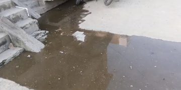 वार्ड 8 में डेढ़ साल से जलभराव, दो महीने बाद भी नहीं हुई सुनवाई