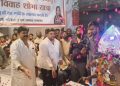 आबिद रजा ने पुष्पवर्षा कर किया श्रीराम बारात का भव्य स्वागत, रेड कारपेट मैटिंग बनी आकर्षण