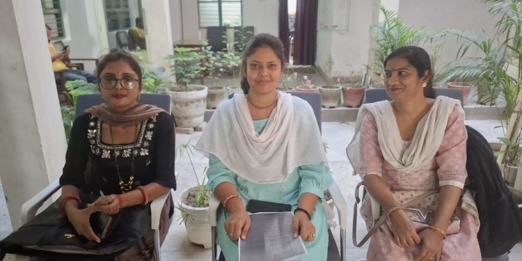 धरना समाप्त, 22 अक्टूबर से कार्यभार संभाल रहीं संविदा एएनएम